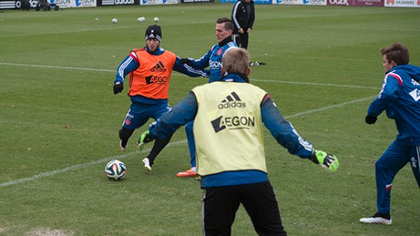 入锁定胜局 入锁定胜局