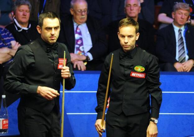 打出巨幅T 打出巨幅T