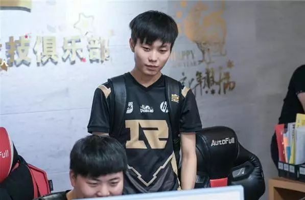 显得尤为重 显得尤为重