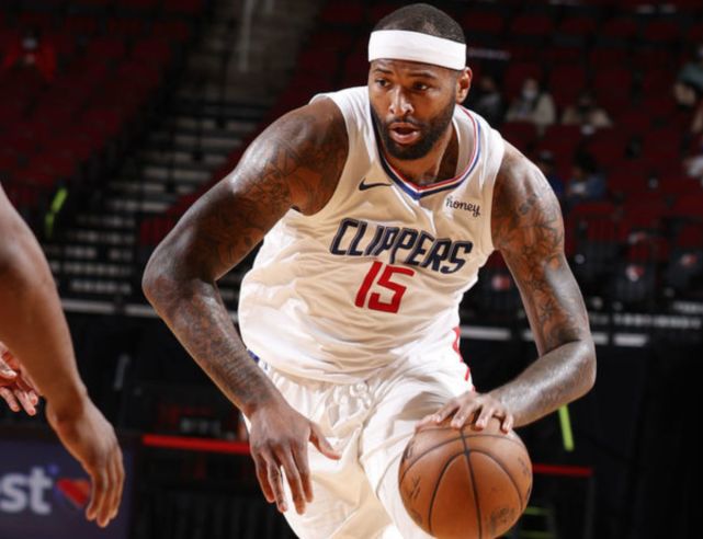 所有目光都 所有目光都