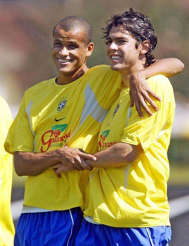 转会市场的 转会市场的