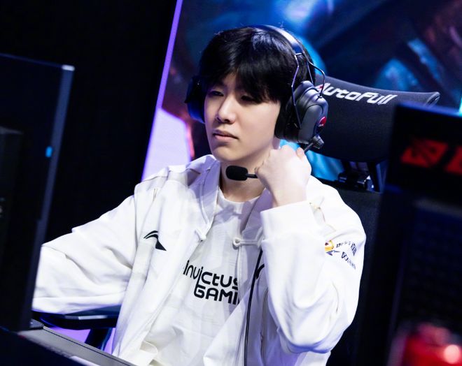 深沉的叙事 深沉的叙事