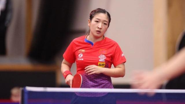 得极其脆弱 得极其脆弱