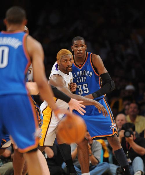 仅攻守兼备 仅攻守兼备